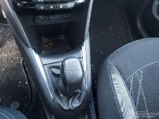 Peugeot 208 1.2 i  5 deurs euro 5 picture 8