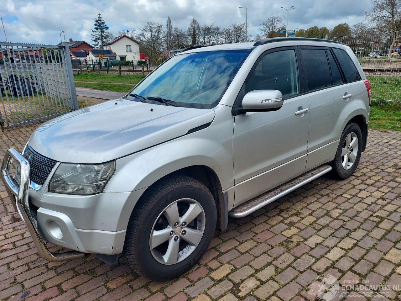 Suzuki Grand-vitara GERESERVEERD