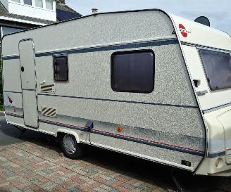 skadebil auto Burstner  GERESERVEERD   430 + Voortent 1993/7