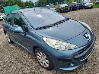Peugeot 207 5 deurs + Airco+Apk 500 euro minimum prijs picture 2