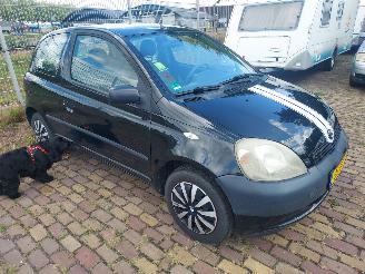  Toyota Yaris 1.0 4 cilinder 2000/2