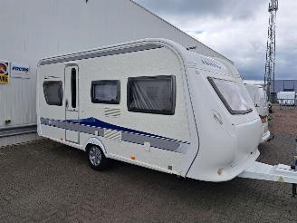 krockskadad bil caravan Hobby  GERESERVEERD   455 UF 2009/9
