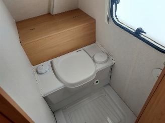 Beyerland  Vitesse 460 FB Mover Omnistor Frans bed picture 11