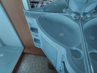 Adria  5204 PX + Voortent en frans bed picture 9