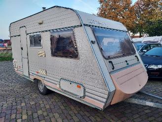 krockskadad bil caravan Home Car  Ralley 432 1994/6