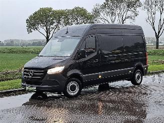 Mercedes Sprinter 211 picture 2