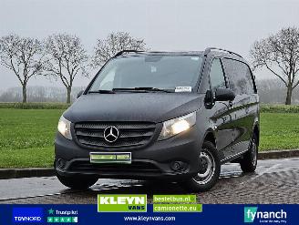 krockskadad bil auto Mercedes Vito 116CI 2015/9