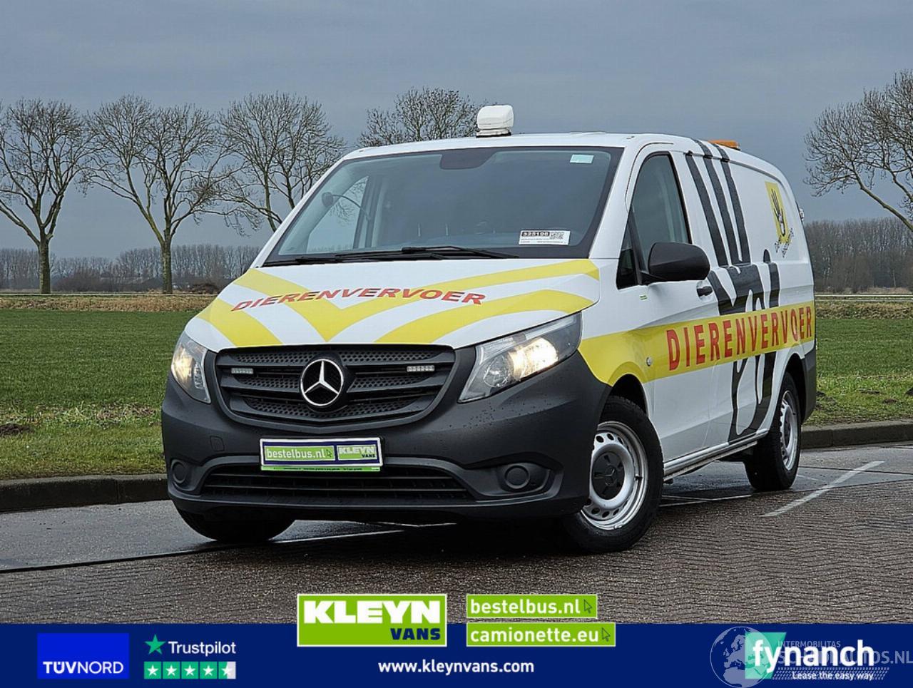 Mercedes Vito 111