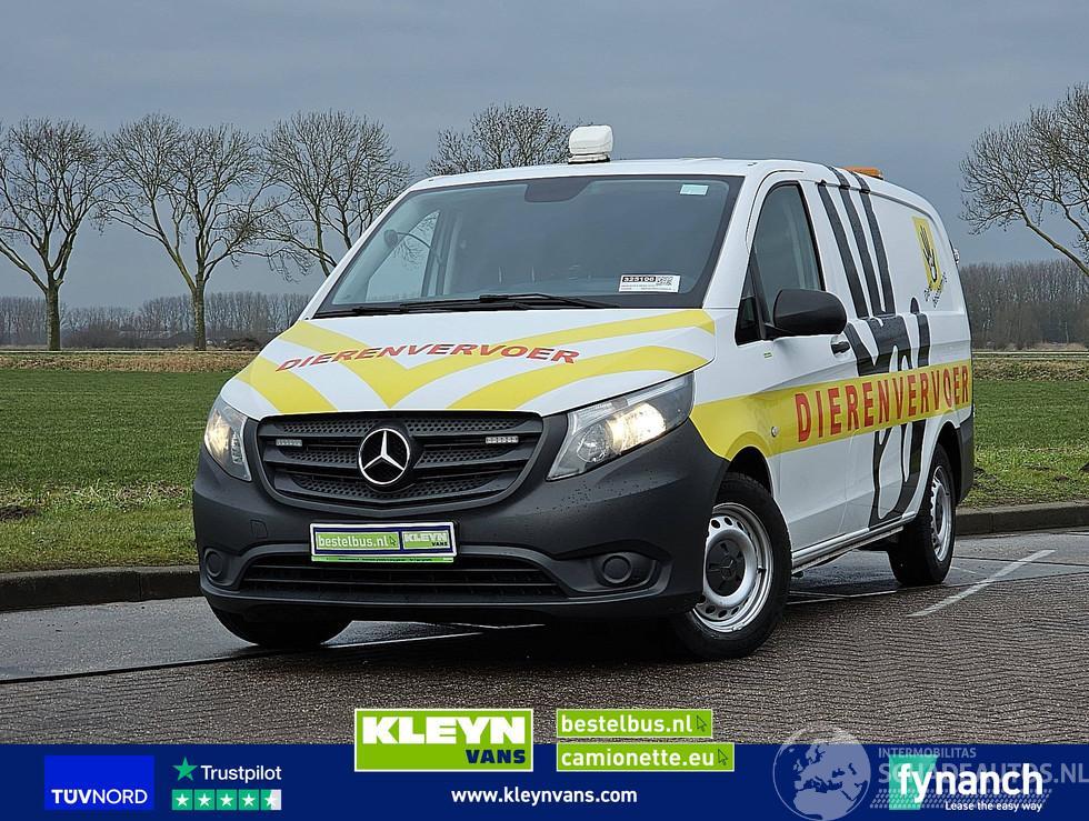 Mercedes Vito 111