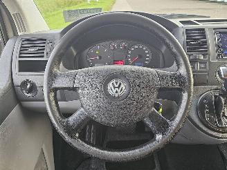 Volkswagen Transporter 2.5 TDI picture 10