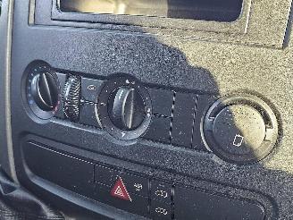 Volkswagen Crafter 2.0TDI picture 10