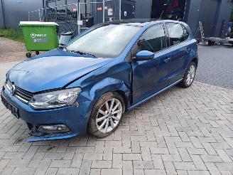 Voiture accidenté Volkswagen Polo 1.2 tsi met pano 2016/11