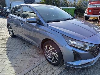 Hyundai I-20 style 73  kw turbo automaat picture 3