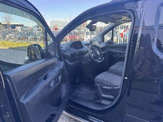 Peugeot Partner 1.5 Blue HDI 96Kw Automaat picture 16