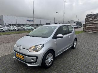 krockskadad bil auto Volkswagen Up! 1.0 44kw Airco 2012/3
