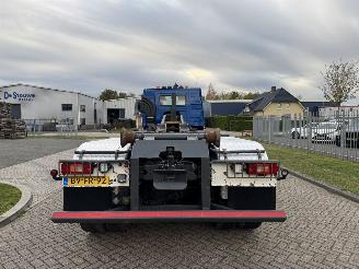 Volvo FM 8x2 Haakarm picture 4