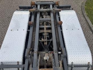 Volvo FM 8x2 Haakarm picture 14