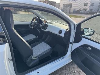 Volkswagen Up! White Up Navi picture 14