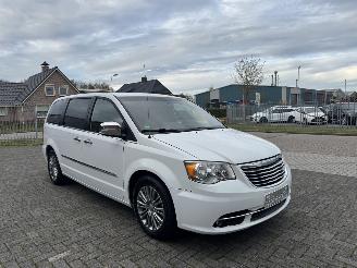 uszkodzony samochody osobowe Chrysler Town & Country 3.6 V6 Navi - Clima 2014/1