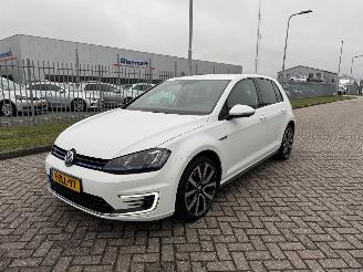 skadebil auto Volkswagen Golf 1.4  GTE Clima - Navi 2015/1
