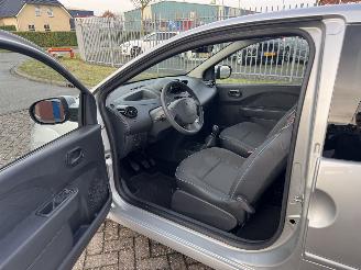 Renault Twingo 1.2 16V Collection AIRCO picture 9