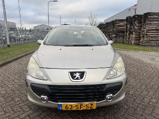 Peugeot 307 2.0 16V AUTOMAAT picture 8