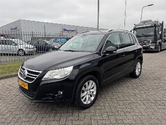 damaged passenger cars Volkswagen Tiguan 1.4 TSI  Sport & Style Clima 2011/8