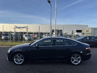 damaged passenger cars Audi A5 1.8 TFSI Adrenalin Clima - Navi 2016/10