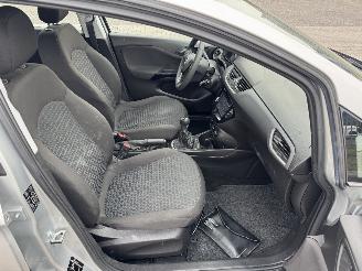 Opel Corsa 1.0 Turbo Edition 66Kw AIRCO picture 21