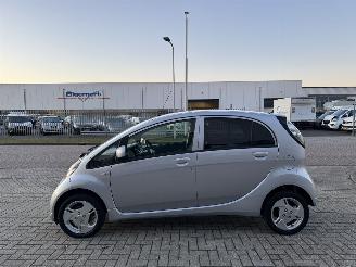 Auto incidentate Mitsubishi I miev  2011/1