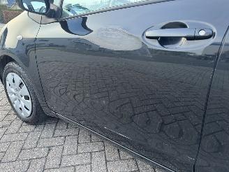 Toyota Yaris 1.3 VVTi 74kw AIRCO picture 20