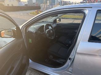 Mitsubishi Space-star 1.2 Cool+ 52Kw picture 10