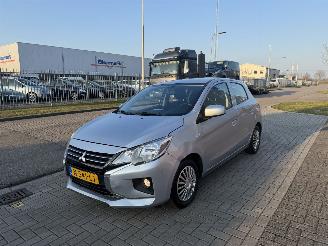 krockskadad bil auto Mitsubishi Space-star 1.2 Cool+ 52Kw 2021/11
