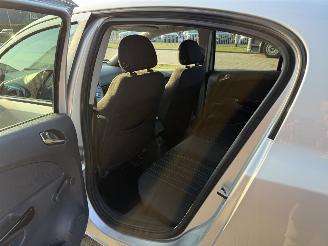 Opel Corsa 1.4 16V Edition AIRCO picture 12