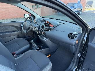 Renault Twingo 1.2 16V Dynamique Clima picture 17