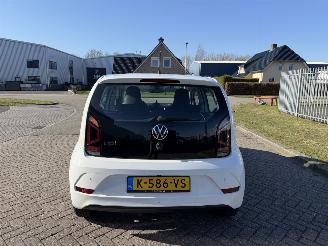 Volkswagen Up! 1.0 48kw Clima picture 6