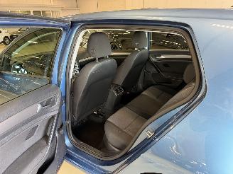 Volkswagen Golf 1.6 TDI 81kw AIRCO - NAVI picture 13