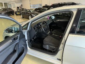 Volkswagen Golf 1.2 TSI  77Kw CLIMA - NAVI picture 19