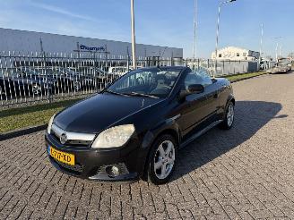 Coche accidentado Opel Tigra Twin Top 1.4 16V 2006/6