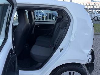 Volkswagen Up! 1.0 44kw AIRCO picture 12