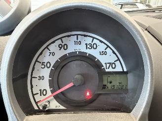 Toyota Aygo 1.0 12V AIRCO picture 18