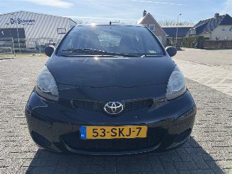 Toyota Aygo 1.0 12V AIRCO picture 8