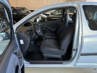 Toyota Yaris 1.0 VVT-i picture 12