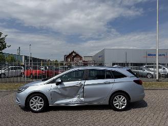 Opel Astra 1.6 CDTi  Clima - Navi - Euro6 picture 5
