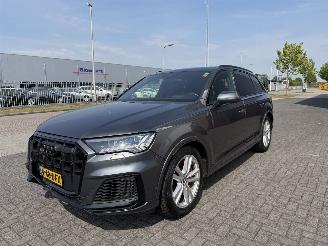 damaged passenger cars Audi SQ7 4.0 V8 TDI Grijs Kenteken 2020/10