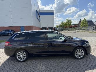 Peugeot 308 SW 1.5 Blue HDI 96Kw NAVI Euro6 picture 5