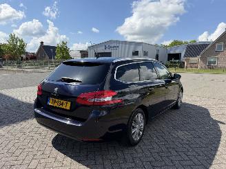 Peugeot 308 SW 1.5 Blue HDI 96Kw NAVI Euro6 picture 6