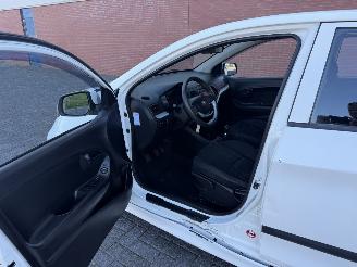 Kia Picanto 1.2 CVVT 63Kw  AIRCO picture 10