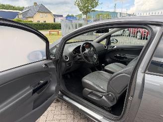 Opel Corsa 1.3 CDTi EcoFlex Cosmo  AIRCO picture 12