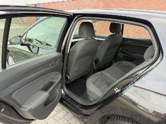 Volkswagen Golf 1.0 TSI 81Kw Clima - Navi picture 15